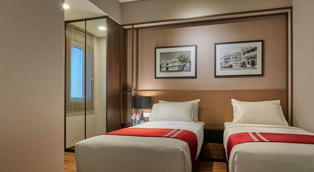 Maritime Luxury Suites George Town Exterior foto